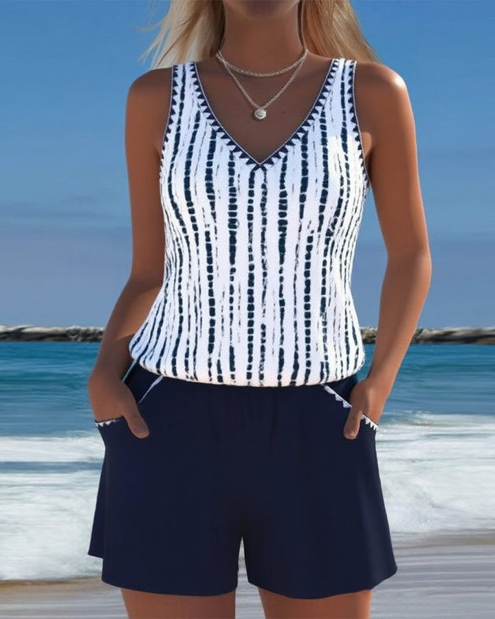 Mia™ | Costume da bagno casual a due pezzi con stampa e scollatura a V con tasche