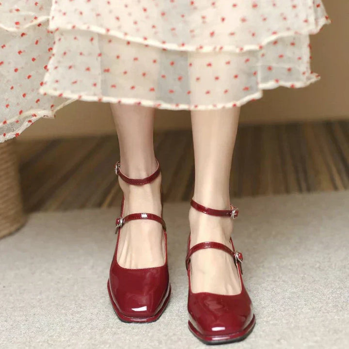Eleganti Pumps con Cinturino alla Caviglia