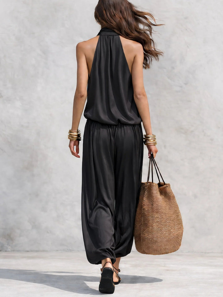 Marisa – Set top senza maniche con collo all'americana e pantaloni plissettati